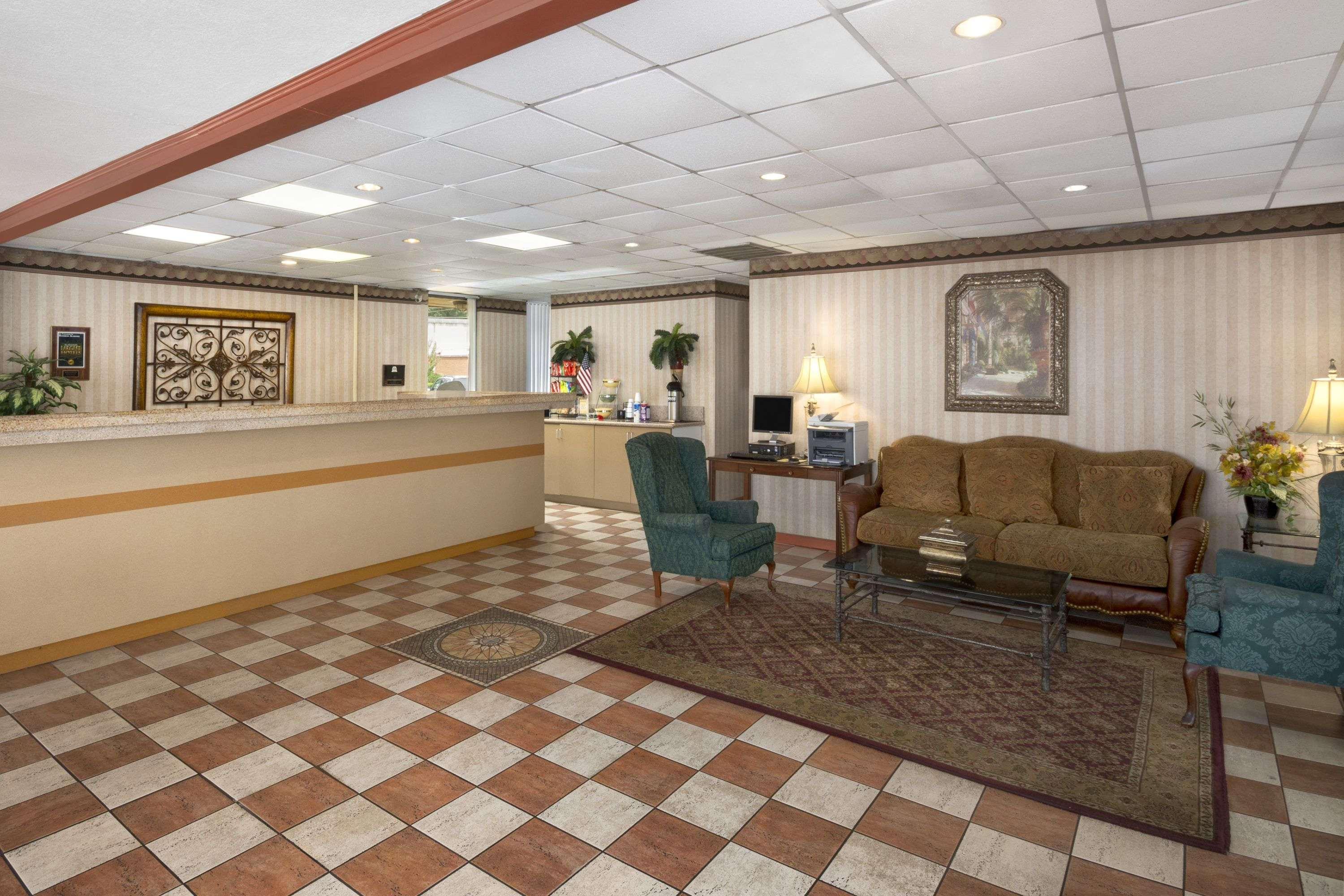 Days Inn By Wyndham Birmingham Al Hoover Exteriér fotografie