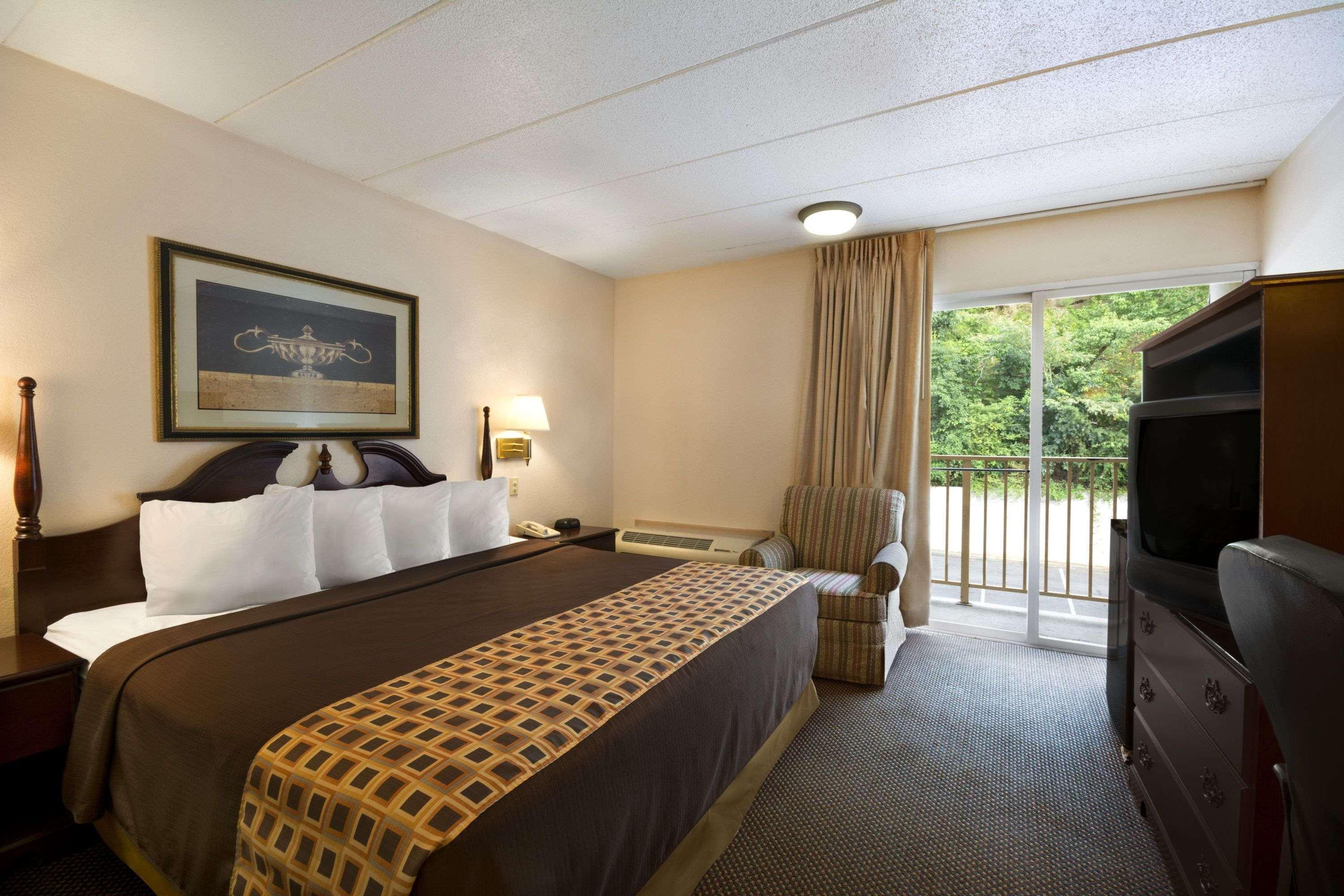Days Inn By Wyndham Birmingham Al Hoover Exteriér fotografie